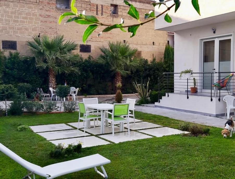 Bed and Breakfast Mon Reve Camposano Exterior foto